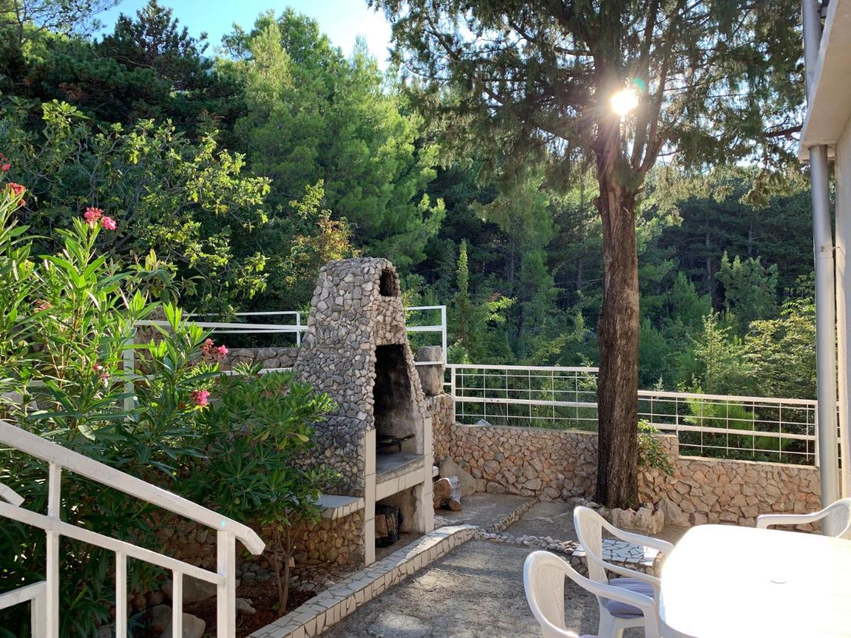 Apartmani Ficurin Starigrad Paklenica Exterior foto