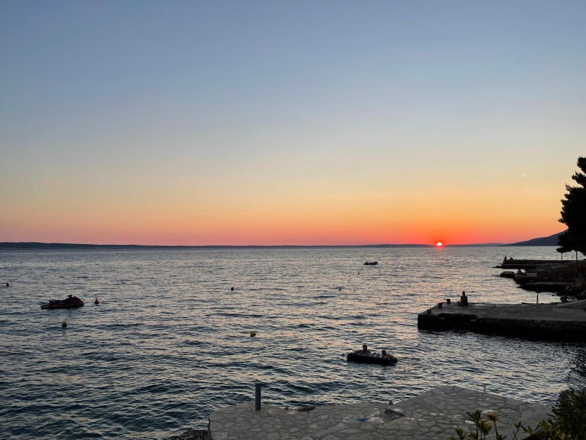 Apartmani Ficurin Starigrad Paklenica Exterior foto